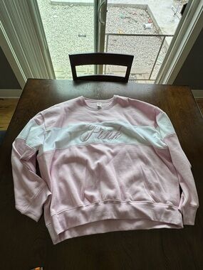 PINK Victoria's Secret Light Pink Crewneck Sweatshirt